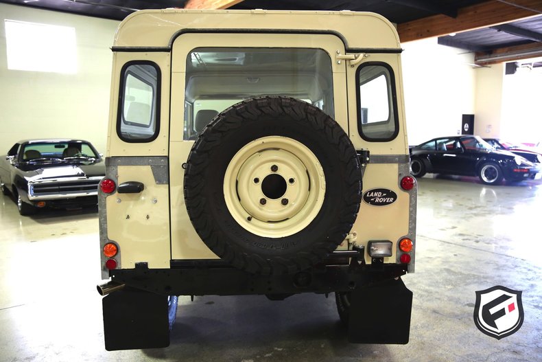 1983 Land Rover Defender 110