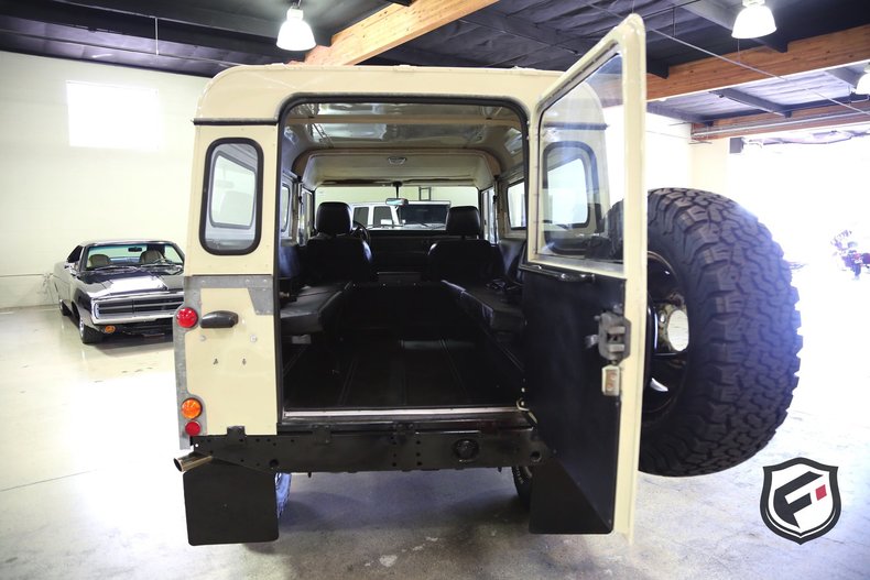 1983 Land Rover Defender 110