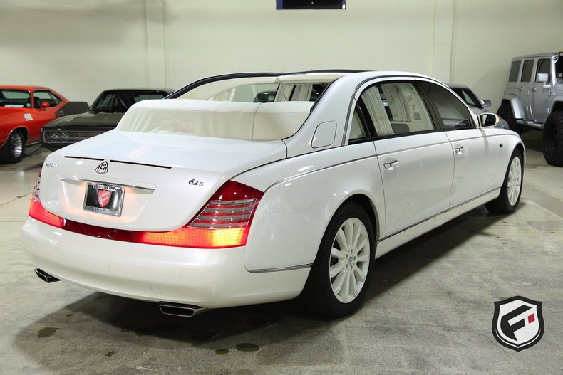 2009 Maybach 62S/Landaulet