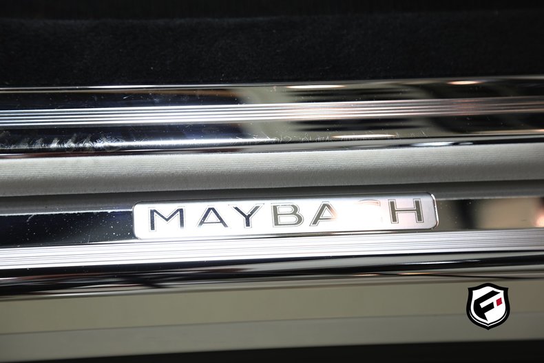 2009 Maybach 62S/Landaulet