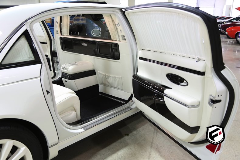 2009 Maybach 62S/Landaulet