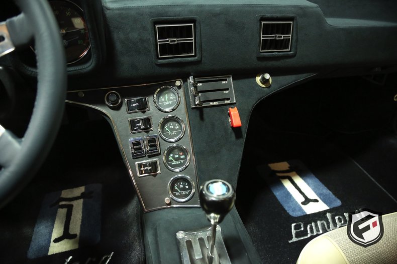 1972 De Tomaso Pantera