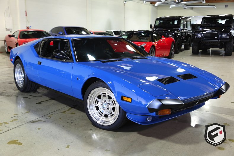 11751866e2418 low res 1973 de tomaso pantera