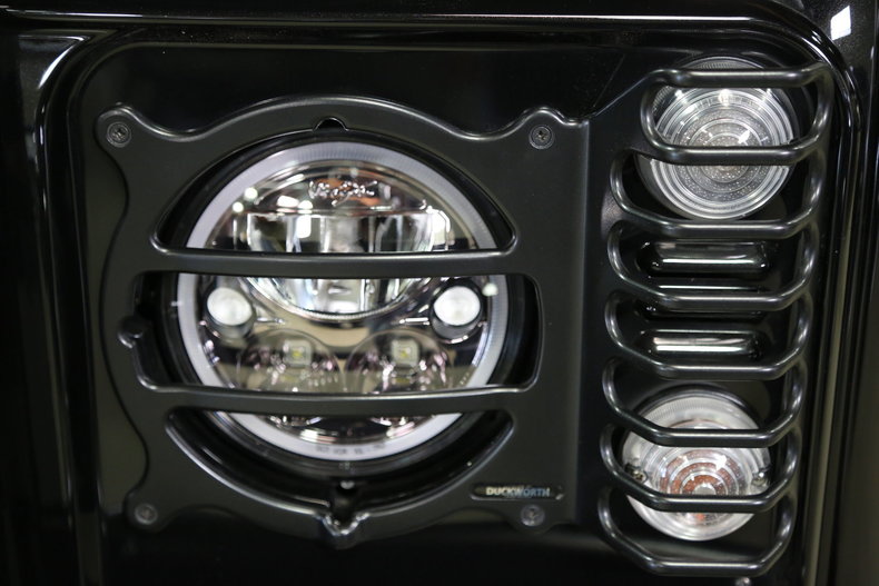 1990 Land Rover Defender 110