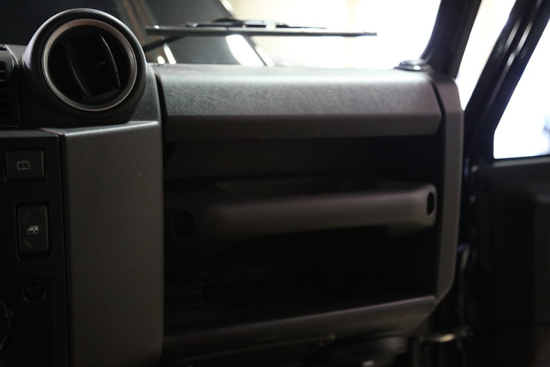 1990 Land Rover Defender 110