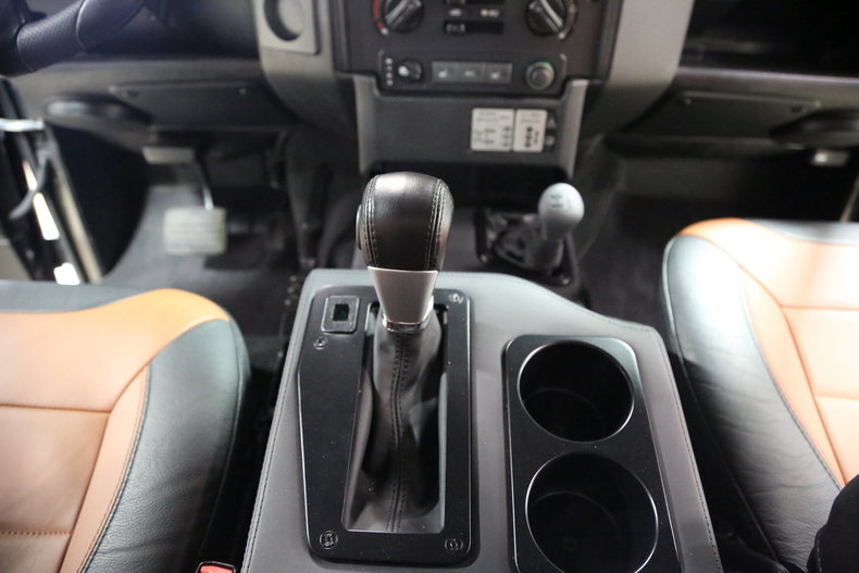 1990 Land Rover Defender 110