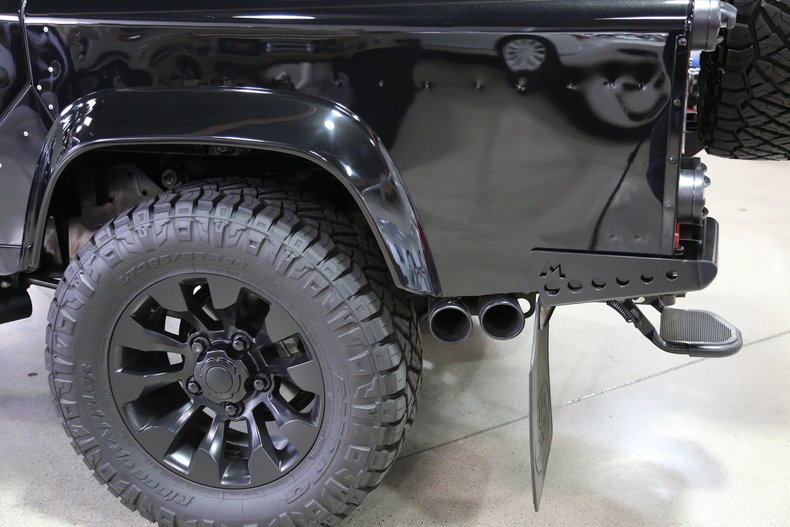 1990 Land Rover Defender 110