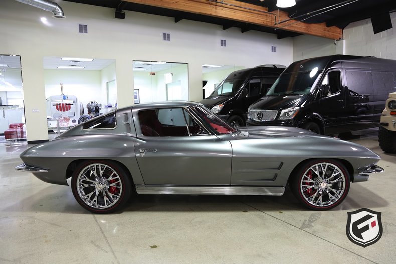 1963 Chevrolet Corvette Split-Window SEMA Car