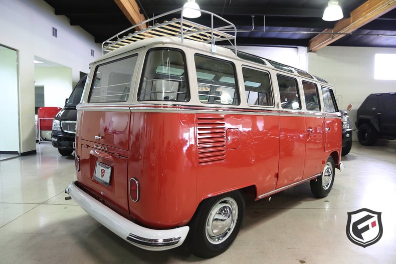 1963 Volkswagen 23 Window Samba Bus