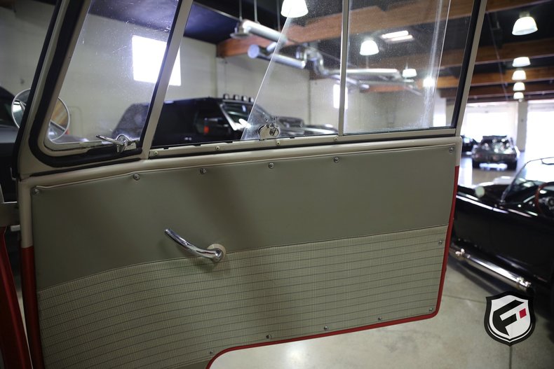 1963 Volkswagen 23 Window Samba Bus