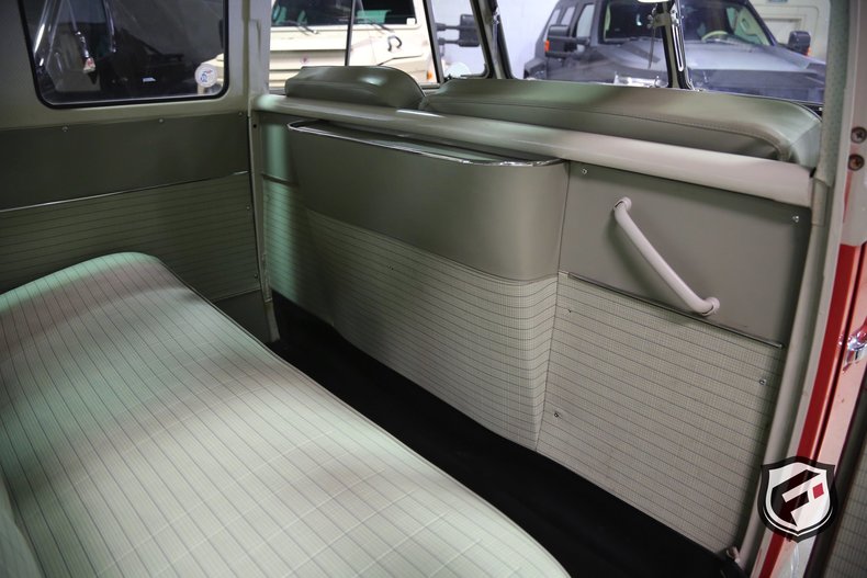 1963 Volkswagen 23 Window Samba Bus