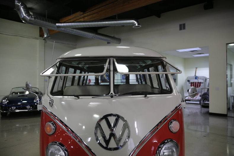 1963 Volkswagen 23 Window Samba Bus