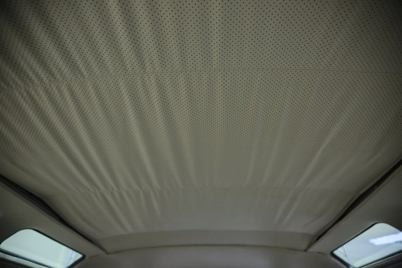 1963 Volkswagen 23 Window Samba Bus