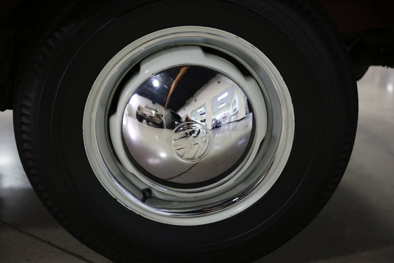 1963 Volkswagen 23 Window Samba Bus