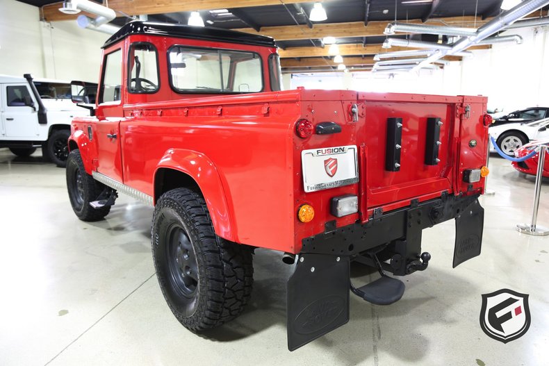 1987 Land Rover Defender