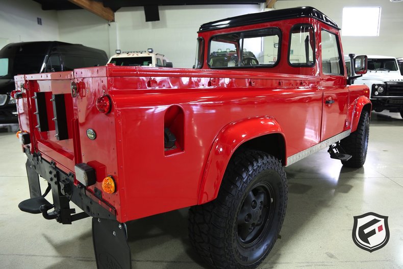 1987 Land Rover Defender