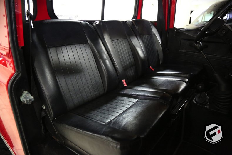 1987 Land Rover Defender