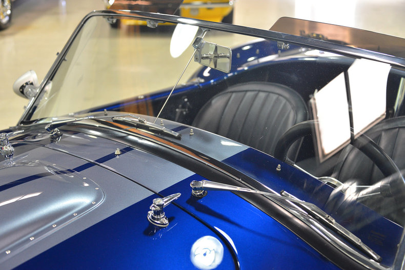 2004 Cobra 427R