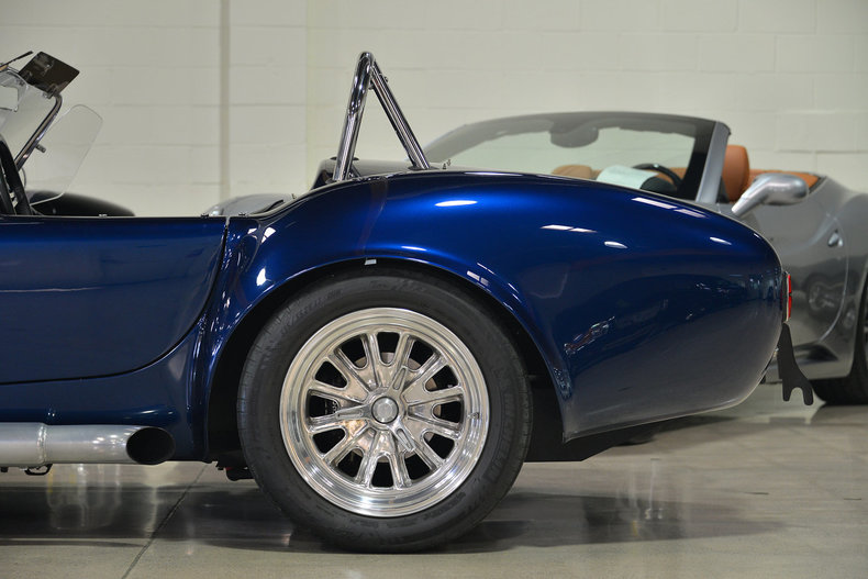 2004 Cobra 427R