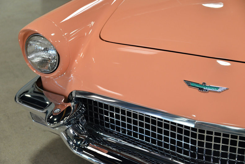 1957 Ford Thunderbird