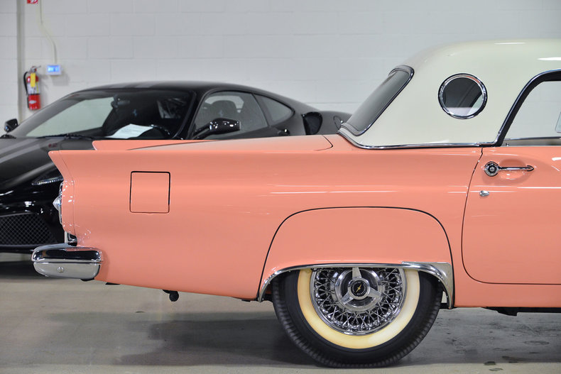 1957 Ford Thunderbird