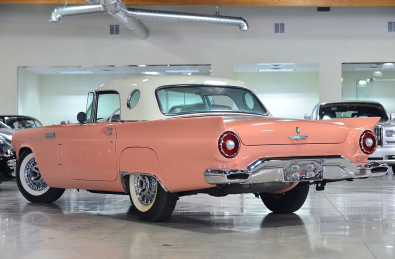 1957 Ford Thunderbird