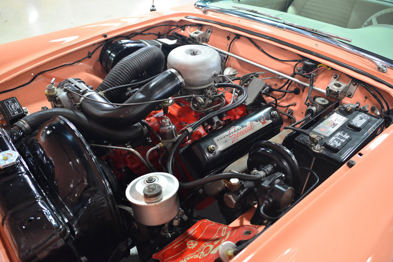 1957 Ford Thunderbird
