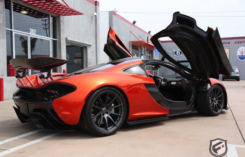 2015 Mclaren P1