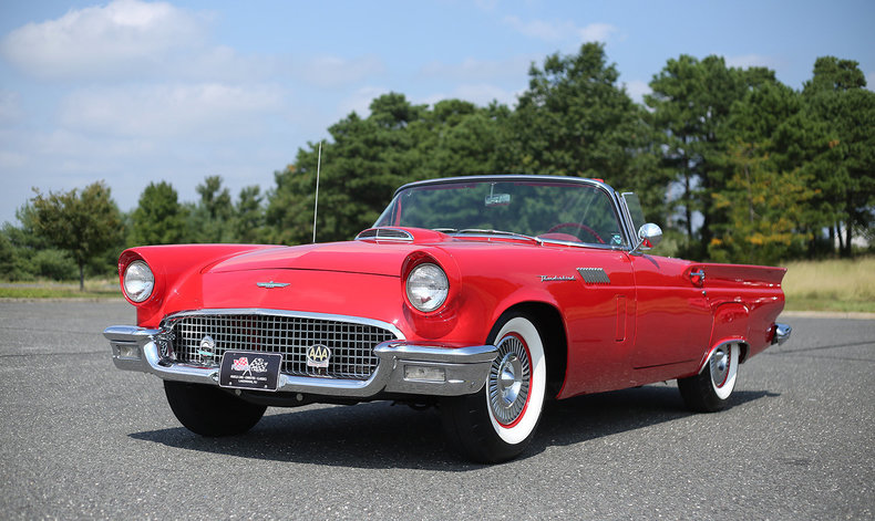 1957 Ford Thunderbird