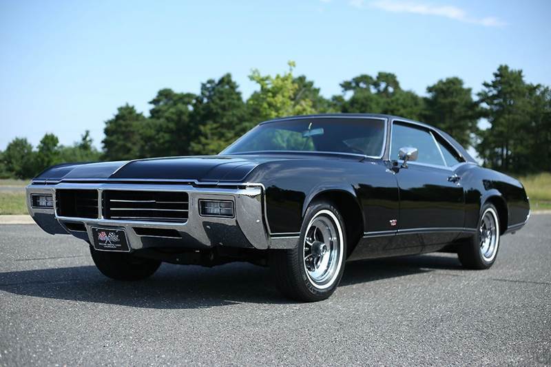 667 d5f4f0a9e82b69riviera 1