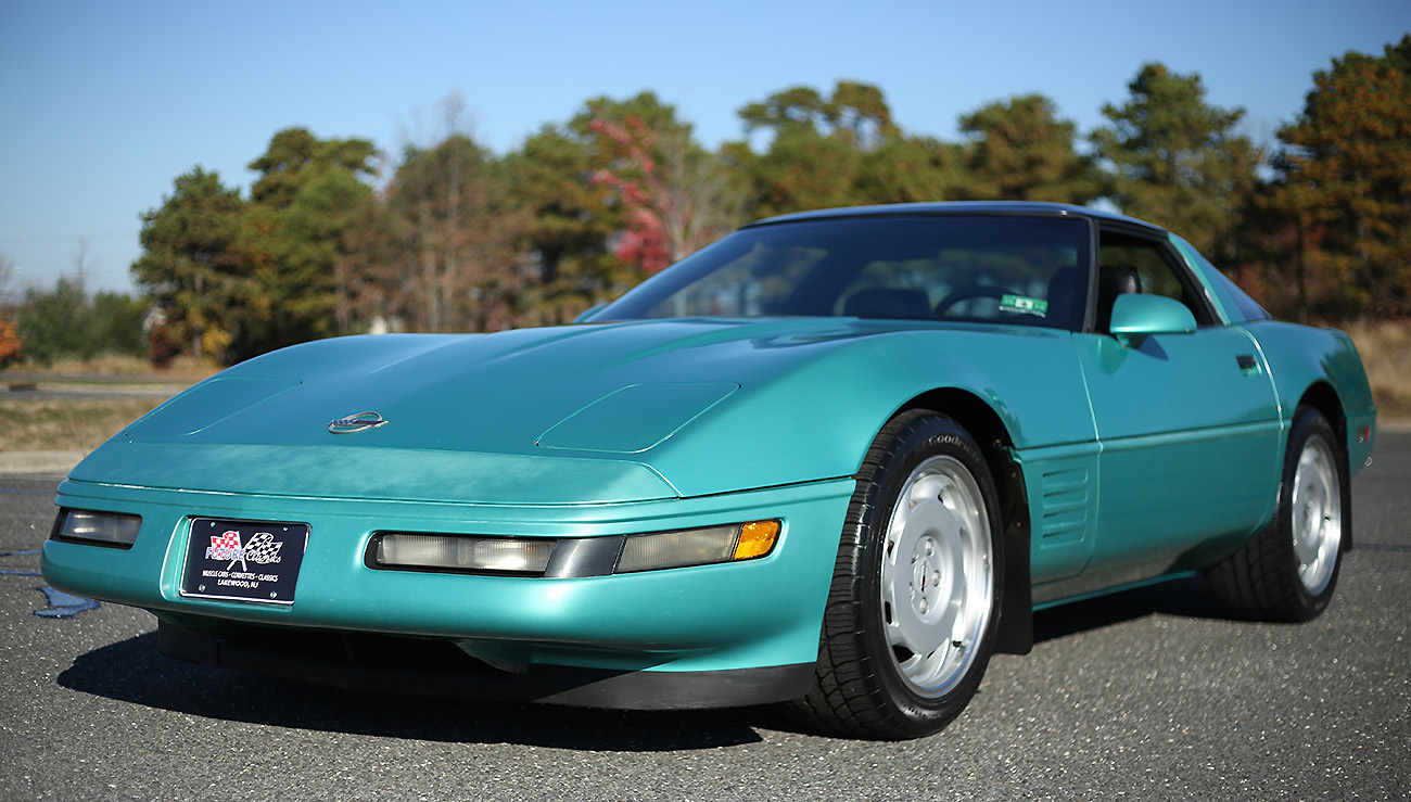 825 d0e07f8b134e1991vettetealdrfrntclose