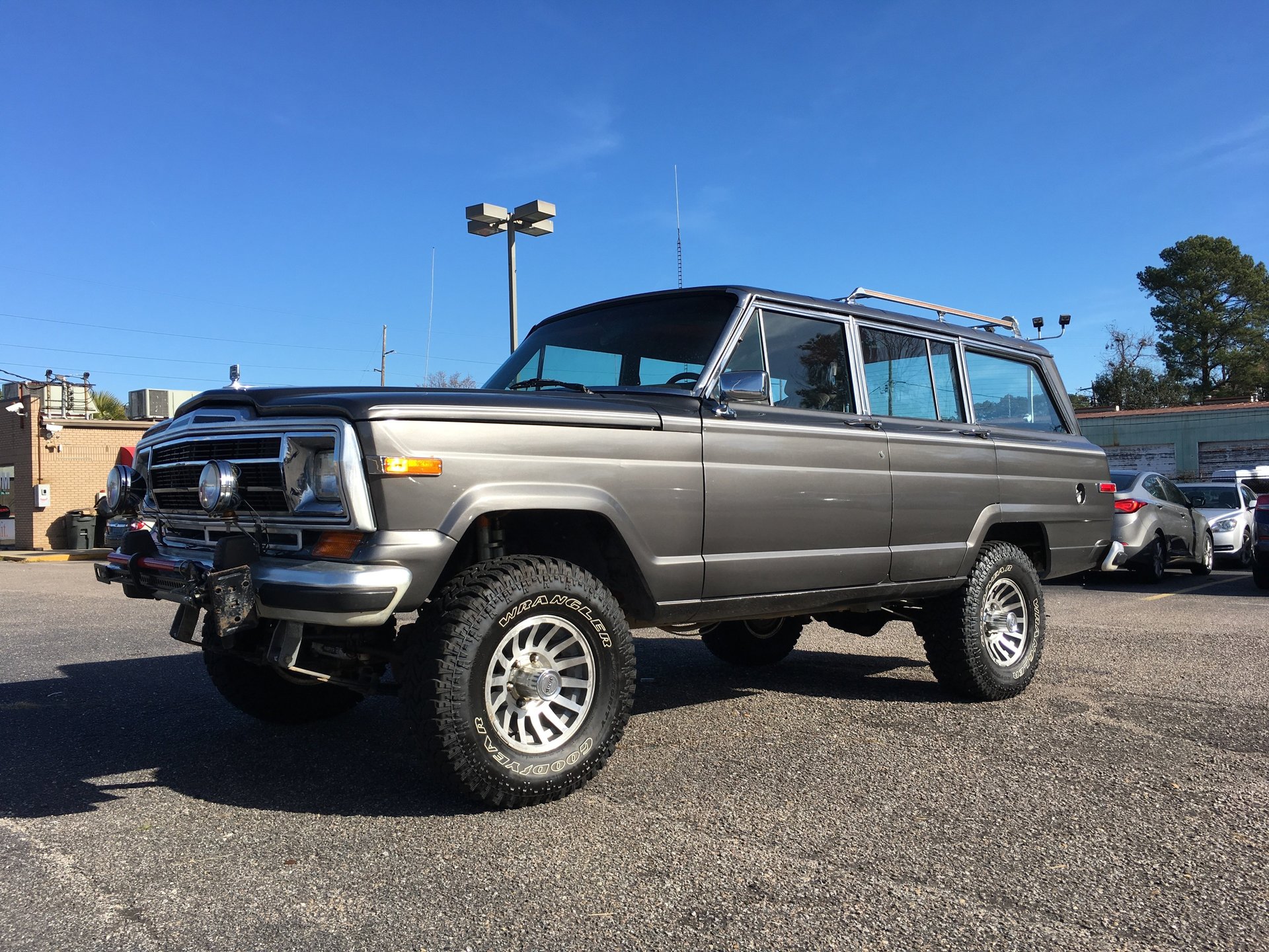 Jeep wagoneer ws