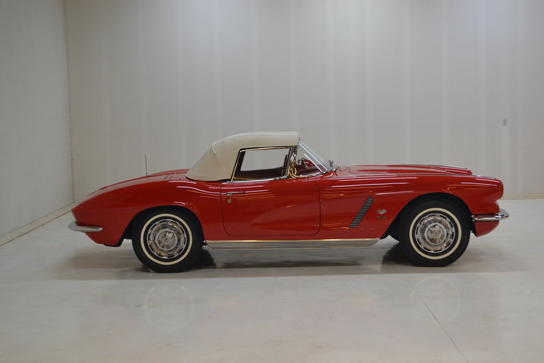610072417ad32 low res 1962 chevrolet corvette