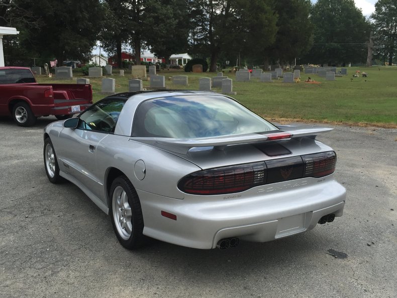 4294 61aa3367c1 low res