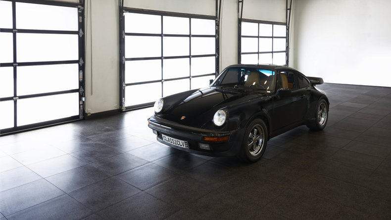 23682285f310 low res 1987 porsche 930 turbo