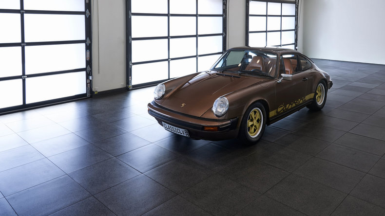 2571aba1d001 low res 1974 porsche 911 2 7 mfi euro