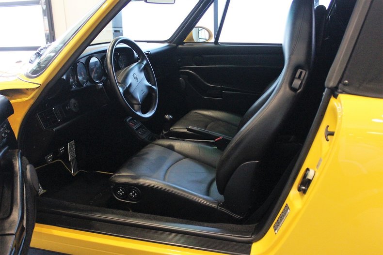 1998 Porsche 911 Carrera Cab