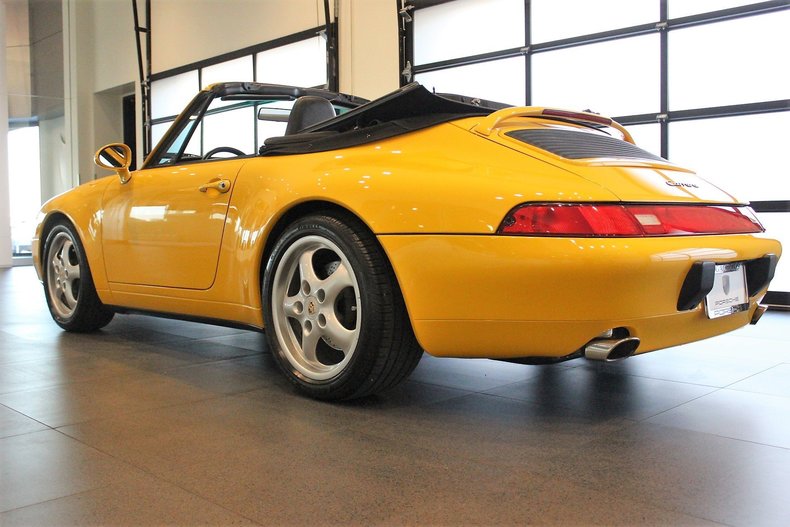 1998 Porsche 911 Carrera Cab