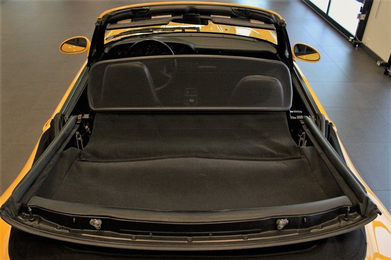 1998 Porsche 911 Carrera Cab