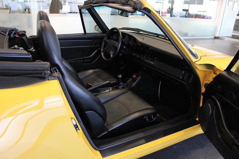 1998 Porsche 911 Carrera Cab