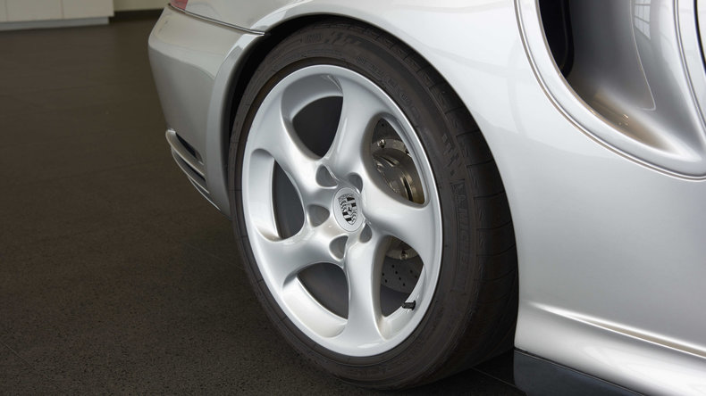 2003 Porsche 911 GT2