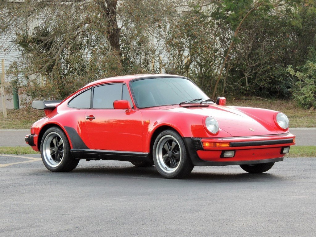 5833e6c91722 hd 1985 porsche 911 turbo look