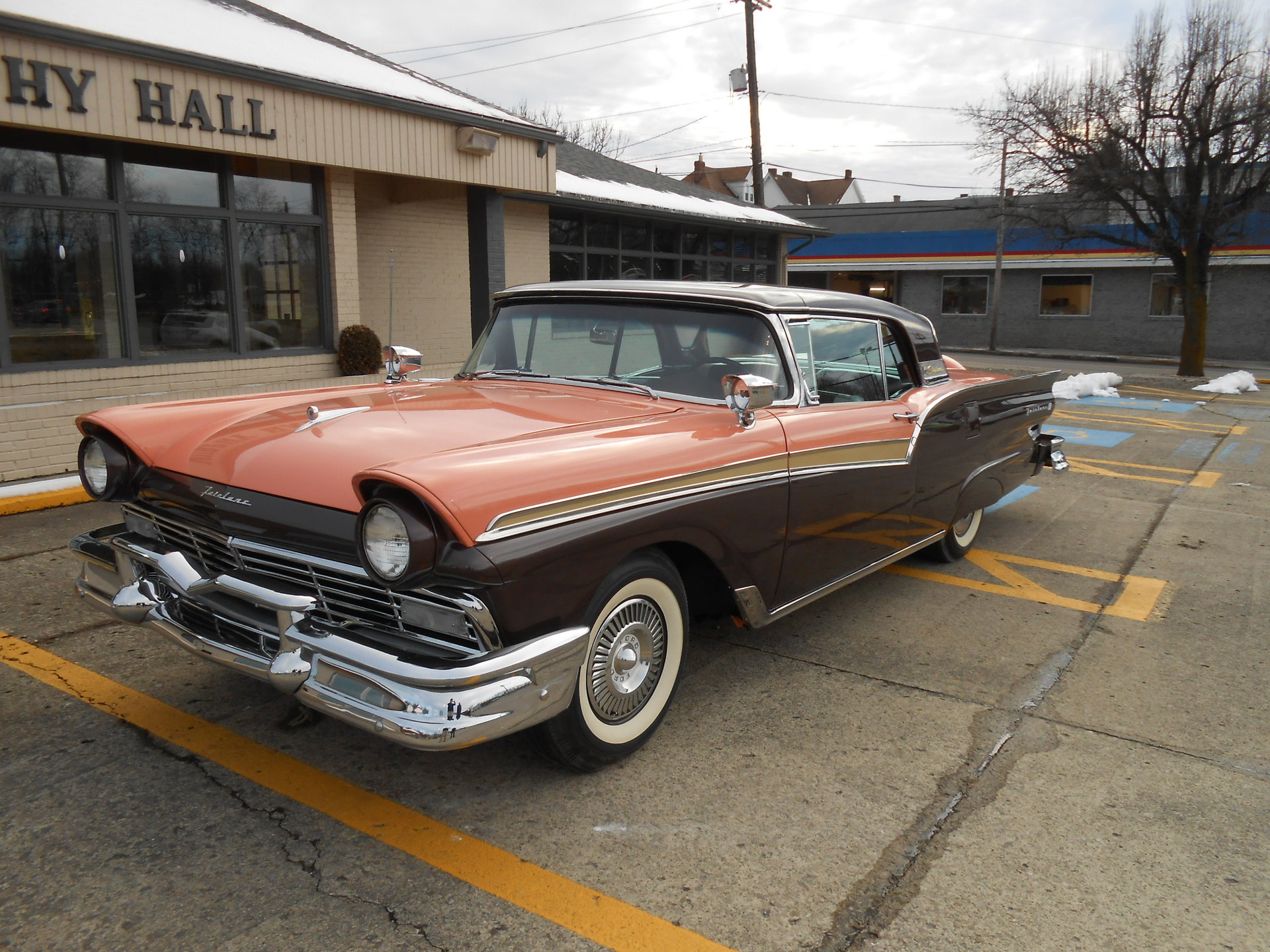 4573db127307 hd 1957 ford skyliner