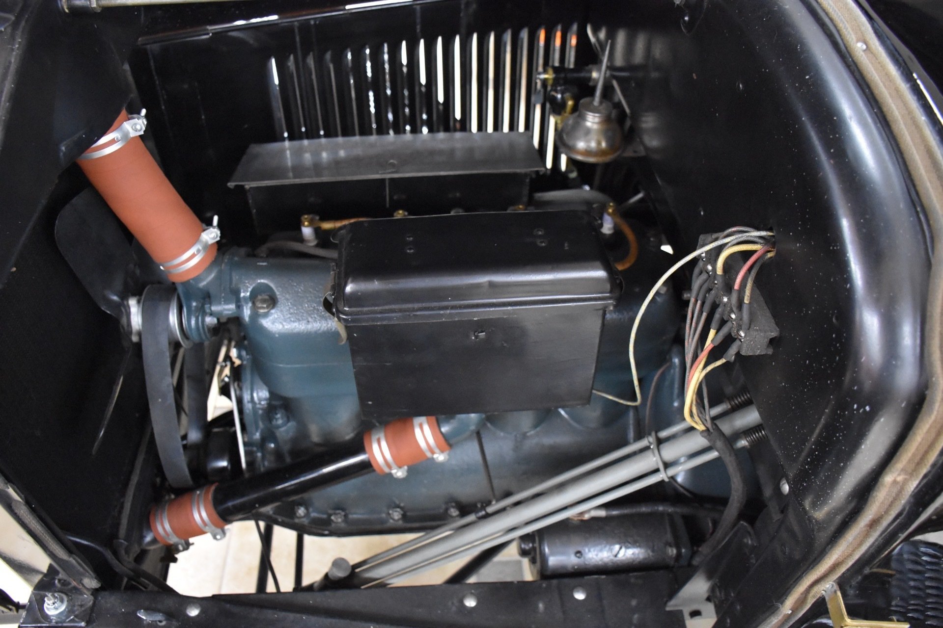 ... 7942249ea4e8 low res 1926 ford model t