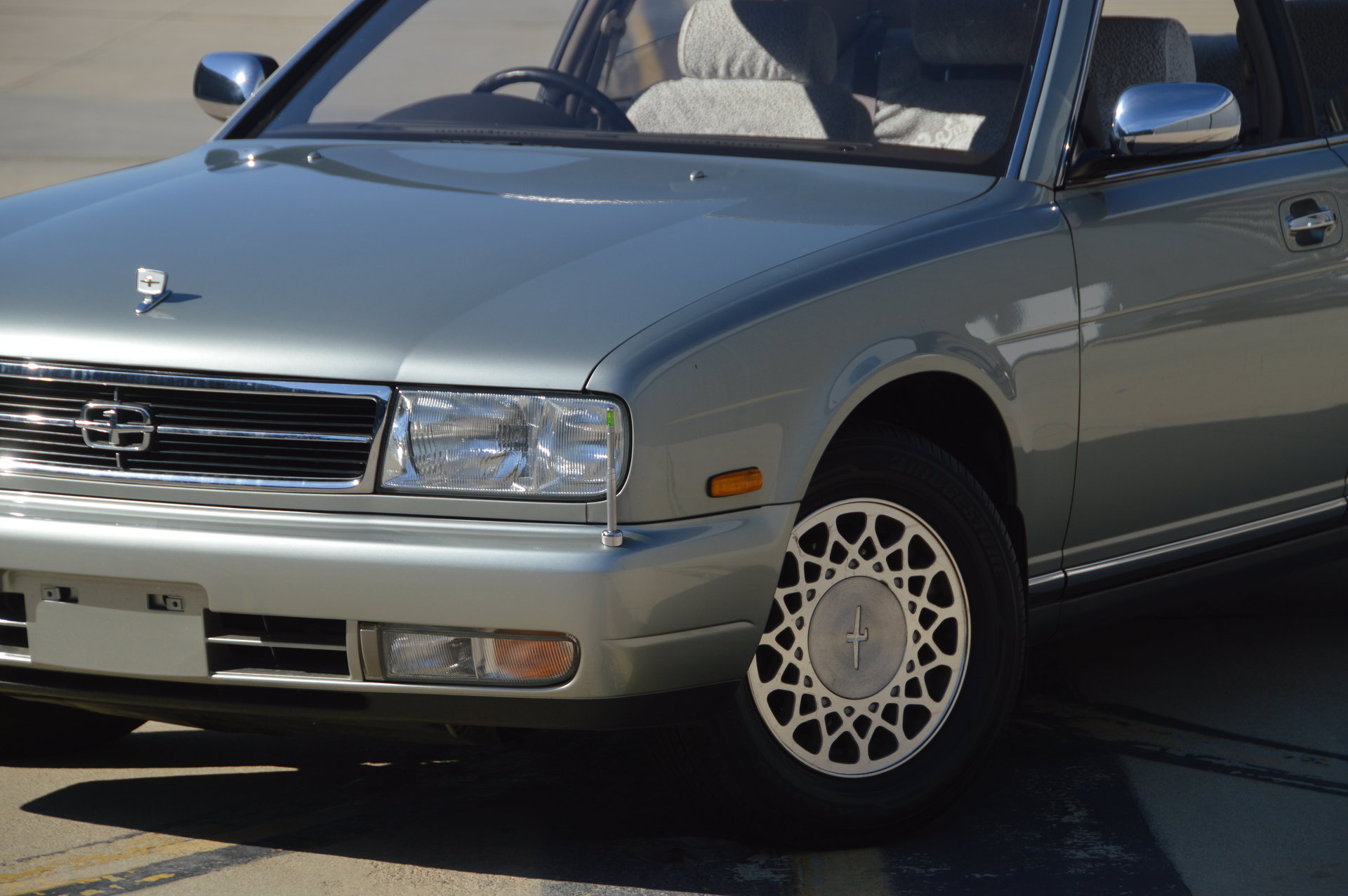 Nissan gloria размеры
