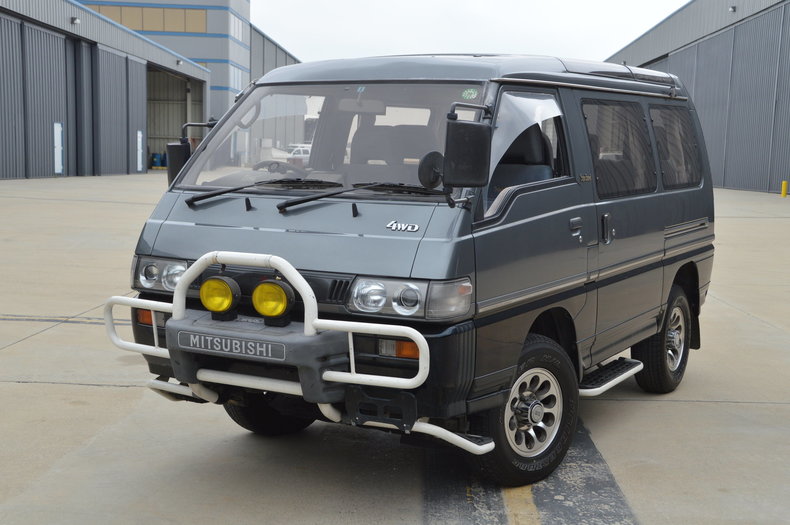 11604b823ed89 low res 1991 mitsubishi delica