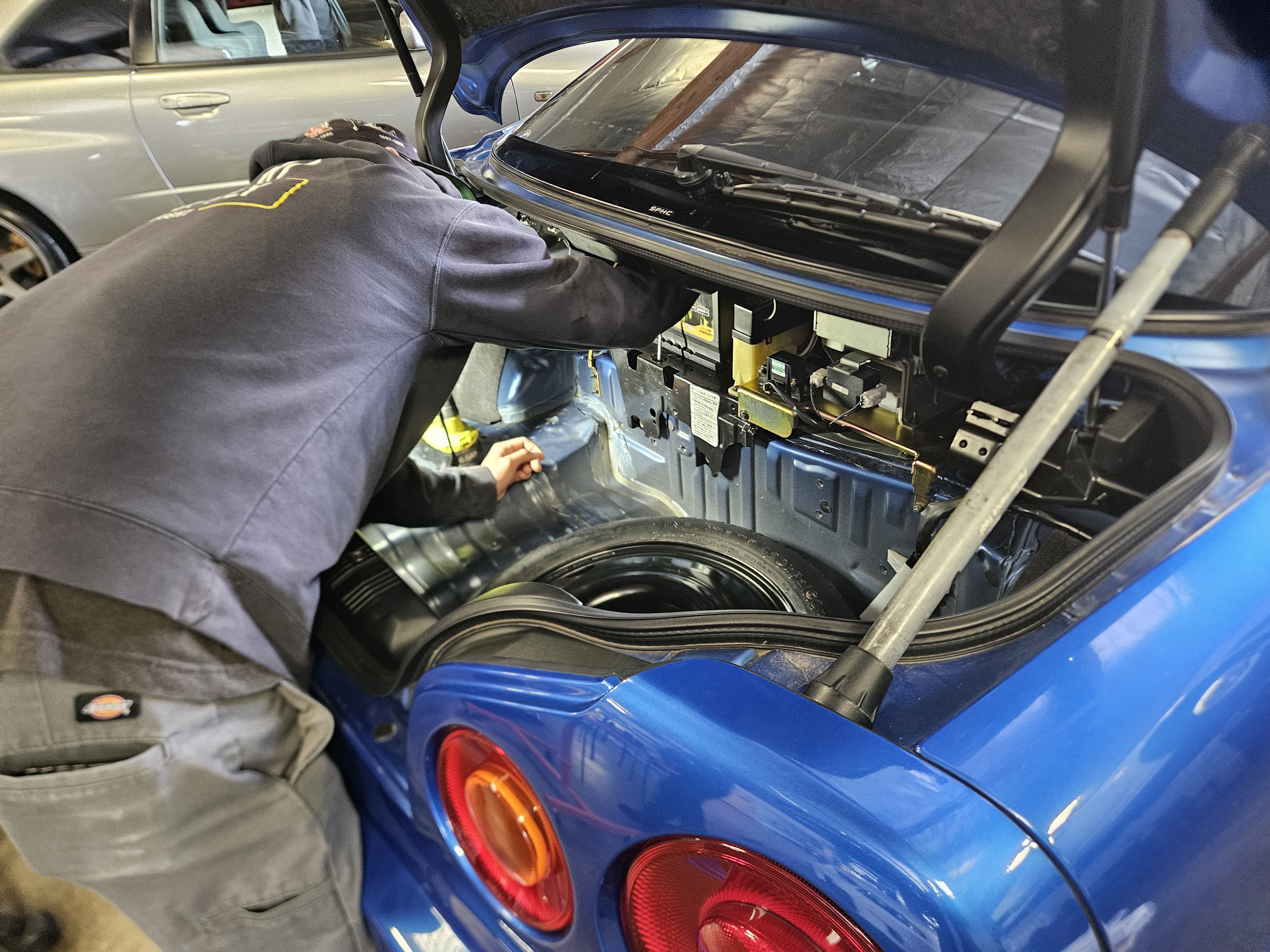 R34 GT-R battery replacement in the US at Toprank Importers