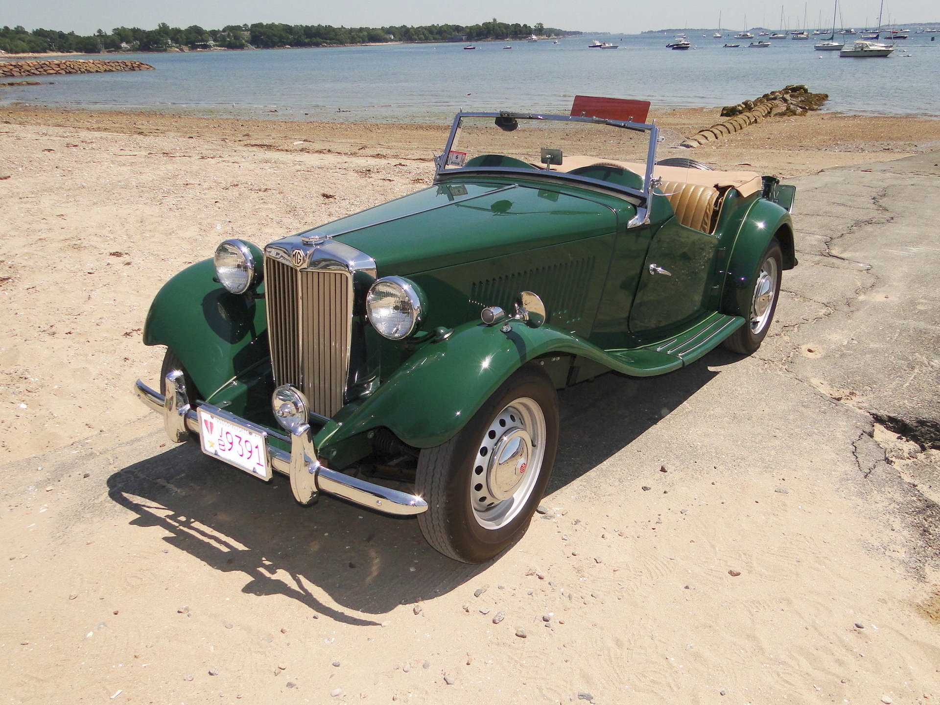 111979f680ebf hd 1951 mg td