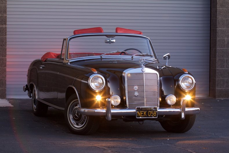 1959 Mercedes-Benz 220S