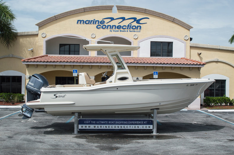 Used 2013 Scout 245 XSF boat for sale in West Palm Beach, FL